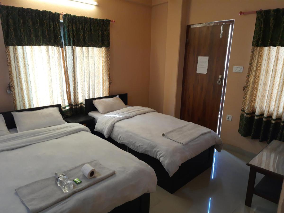 Hotel Eagle Zone Pokhara Luaran gambar