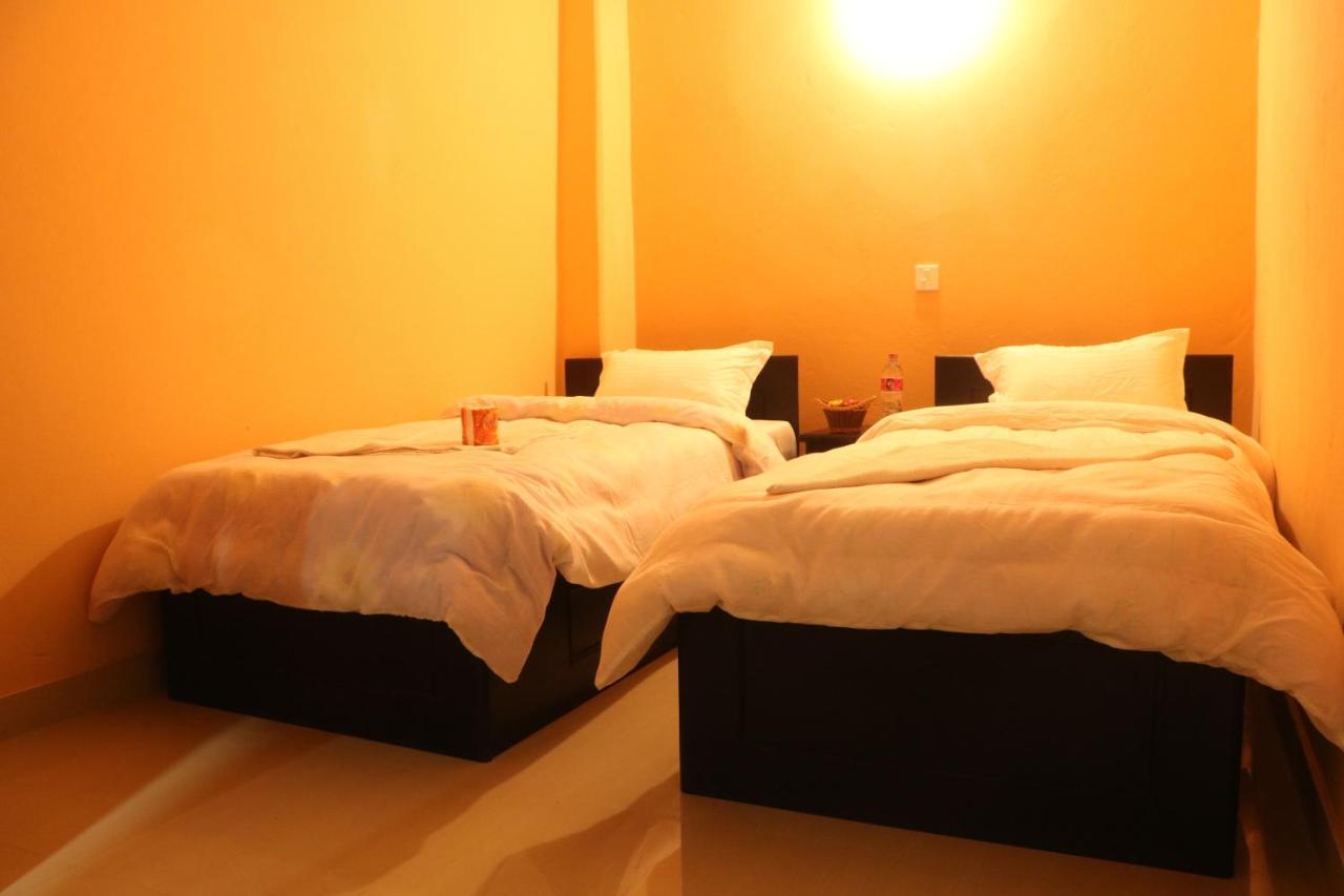 Hotel Eagle Zone Pokhara Luaran gambar