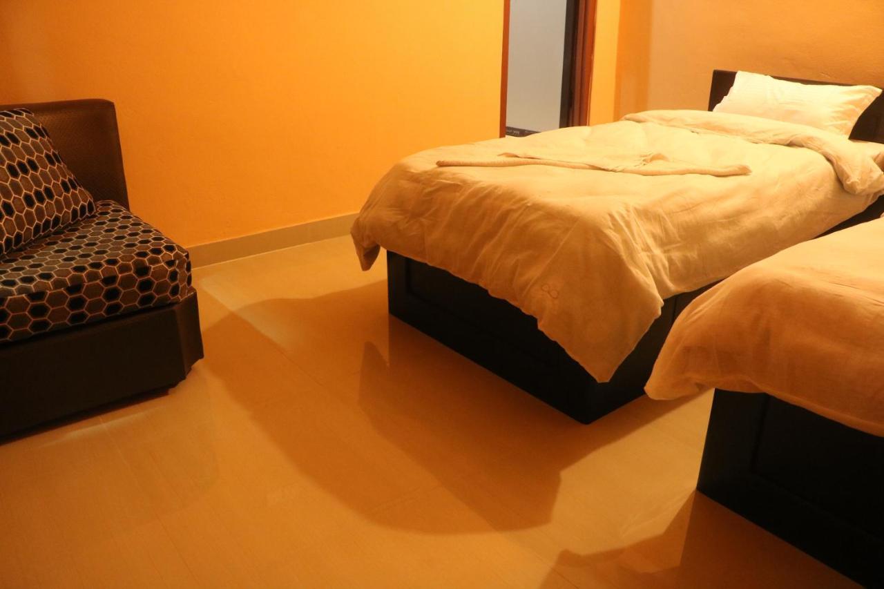 Hotel Eagle Zone Pokhara Luaran gambar