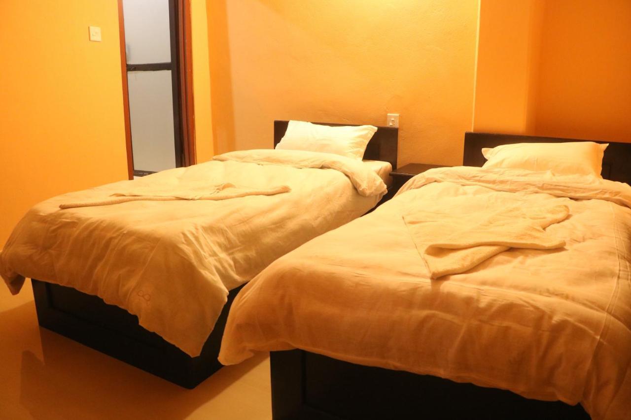 Hotel Eagle Zone Pokhara Luaran gambar