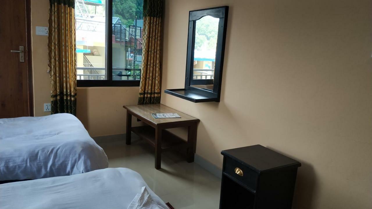 Hotel Eagle Zone Pokhara Luaran gambar